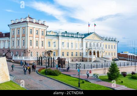 Kazan, Russie – 23 juin 2017. Vue extérieure du bâtiment Cannon Yard, un complexe de bâtiments historiques sur le territoire du Kremlin à Kazan Banque D'Images