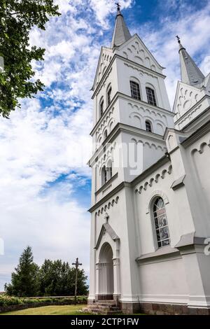 L'Église de la Divine Providence est une église catholique de la ville agricole de Slobodka Braslav, en Biélorussie. Un monument architectural dans la ne Banque D'Images