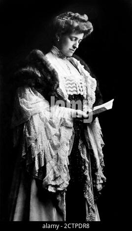 Edith Wharton (née Edith Newbold Jones, 1862-1937), portrait du romancier américain c. 1885. Banque D'Images
