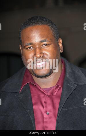 Quinton Aaron arrive à la première « The Book of Eli » de Los Angeles au Grauman's Chinese Theatre à Hollywood, Californie, le 11 janvier 2010 Banque D'Images