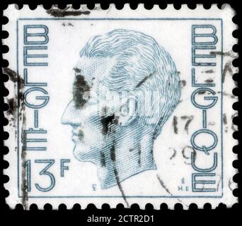 Saint-Pétersbourg, Russie - 18 septembre 2020 : timbre imprimé en Belgique l'image du Roi Baudouin I, 1930-1993, vers 1976 Banque D'Images