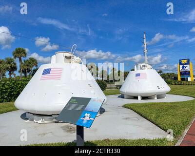 Pi. Pierce,FL/USA-9/17/20: Deux capsules spatiales Apollo utilisées pour l'entraînement par les équipes de récupération sous-marine DE DÉMOLITION du PHOQUE de la Marine au sauvetage de l'astronaute Banque D'Images