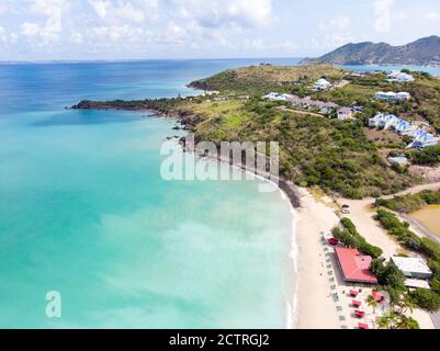 Vue aérienne de l'île des Caraïbes de Sint maarten/Saint Martin. Vue aérienne de la savane et St.louis St.martin. Happy Bay et friars Bay Beach Banque D'Images