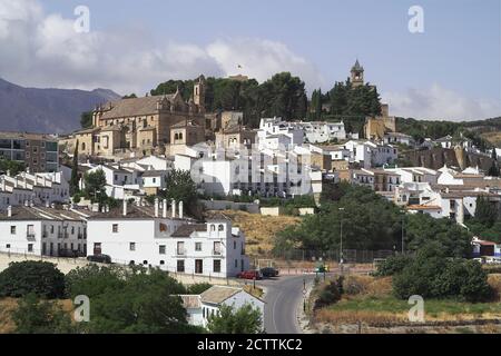 Antequera, España, Hiszpania, Espagne, Espagnol, vue de la vieille ville avec l'imposante église de Santa María la Mayor. Blick auf die Altstadt. Banque D'Images