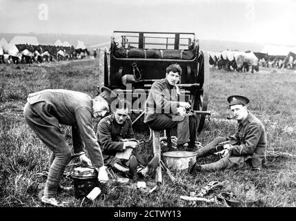 Soldats britanniques au camp militaire d'Aldershot WWI (ca1915) Banque D'Images