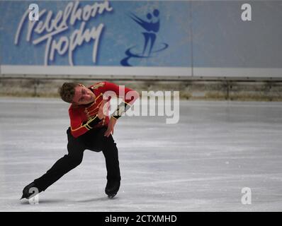 Oberstdorf, Allemagne. 25 septembre 2020. Patinage artistique, série Challenger - Nebelhorn Trophy, Men, Freestyle: Matteo Rizzo (Italie) montre son style libre et occupe la cinquième place. Credit: Angelika Warmuth/dpa/Alamy Live News Banque D'Images