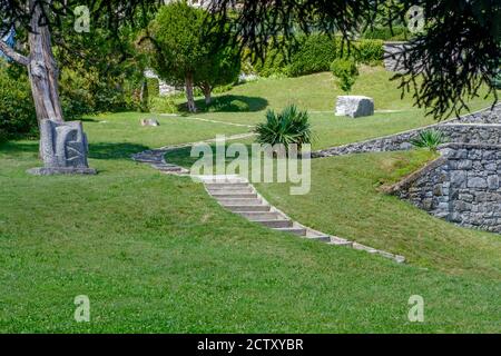 Stanjel, Slovénie, le jardin de Ferrari Banque D'Images