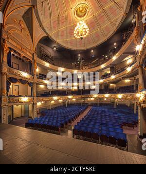 Vues intérieures du théâtre et de l'opéra de Tyne, Newcastle upon Tyne, Angleterre, Royaume-Uni Banque D'Images