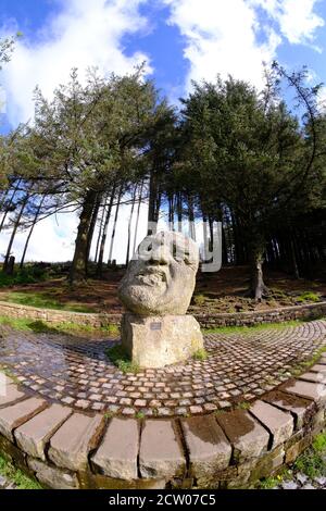 La sculpture « Orme Sight » de Thompson Dagnall à Beacon est tombée Dans le Lancashire Banque D'Images