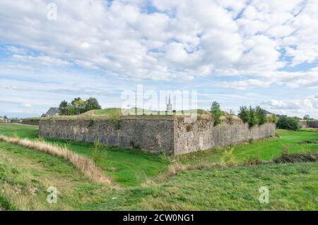 Petite ville de Rocroi fortifiée par Vauban et structurée comme une étoile Banque D'Images