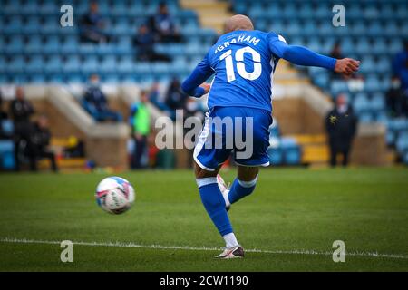 GILLINGHAM, ANGLETERRE. 26 SEPT Jordan Graham de Gillingham prend une photo lors du match Sky Bet League 1 entre Gillingham et Blackpool au MEMS Priestfield Stadium, à Gillingham, le samedi 26 septembre 2020. (Credit: Tom West | MI News) Credit: MI News & Sport /Alay Live News Banque D'Images