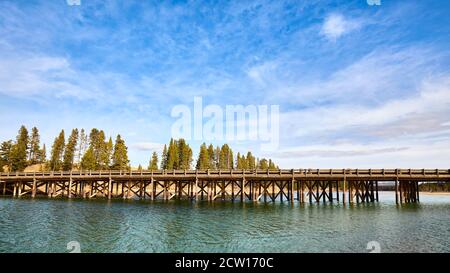 Pont de pêche dans le Parc National de Yellowstone, Wyoming, USA. Banque D'Images