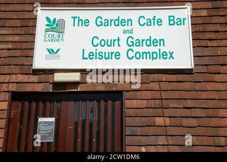 Marlow, Buckinghamshire, Royaume-Uni. 25 juin 2020. Le complexe de loisirs court Garden reste fermé à la suite du confinement du coronavirus Covid-19. Crédit : Maureen McLean/Alay Banque D'Images