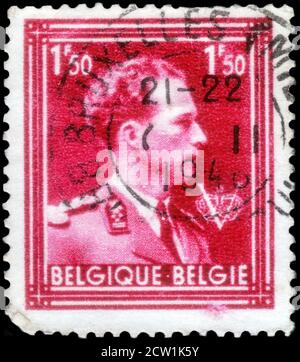 Saint-Pétersbourg, Russie - 18 septembre 2020 : timbre imprimé en Belgique avec l'image du Roi Léopold III, vers 1943 Banque D'Images