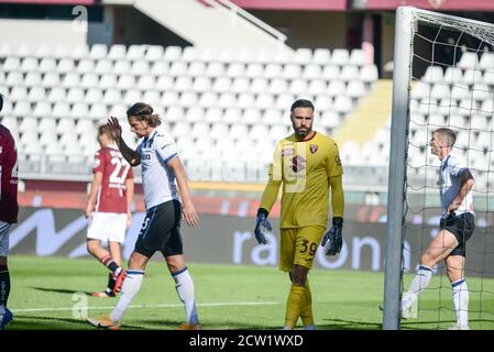 Turin, Italie. 26 septembre 2020. Salvatore Sirigu de Torino FC pendant la série UN match de football Torino FC vs Atalanta BC. Atalanta BC a remporté 2-4 victoires sur le FC de Turin au Stadio Olimpico Grande Torino à Turin. (Photo par Alberto Gandolfo/Pacific Press) crédit: Pacific Press Media production Corp./Alay Live News Banque D'Images