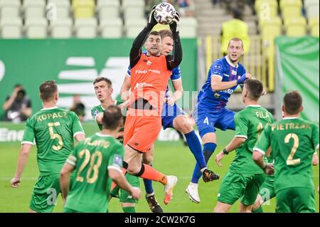 Gdansk, Pologne. 26 septembre 2020. Dusan Kuciak de Lechia vu en action pendant le match polonais Ekstraklasa entre Lechia Gdansk et TS Podbeskidzie Bielsko Biala.(score final; Lechia Gdansk 4:0 TS Podbeskidzie Bielsko Biala) crédit: SOPA Images Limited/Alay Live News Banque D'Images