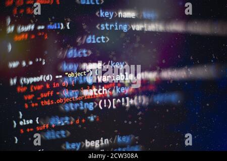 Gros plan développement de technologies de programmation et de codage. Développeur travaillant sur les codes de sites Web dans le bureau. Banque D'Images