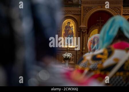 New Athos, Abkhazie. 19 septembre 2020 les femmes prient dans le nouveau monastère orthodoxe d'Athos (église de St Simon, Cananéenne) en Abkhazie Banque D'Images