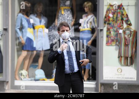 Foto Archivio, Italie. 27 septembre 2020. Pasquale Tridico arriva in Banca D (Luigi Mistrulli/Fotogramma, Foto ARCHIVIO - 2020-09-27) p.s. la foto e' utilizzabile nel rispetto del contento in cui e' stata scattata, e senza intento diffamatamy del decoro delle persone rappresentate News/Independent photo Agency Banque D'Images