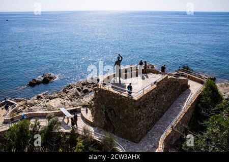 La statue féminine a nommé le Monument à la femme du pêcheur Lloret de Mar sur la Costa Brava en Espagne Banque D'Images