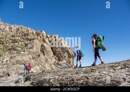 Ascenso a la Mesa de los Tres Reyes, 2444 M., alta ruta pirenaica, región de Aquitania, departamento de Pirineos Atlánticos, Francia Banque D'Images