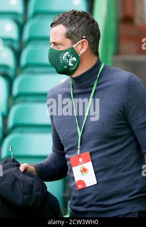 Jack Ross, directeur Hibernien, arrive en tête du match écossais de Premiership au Celtic Park, à Glasgow. Banque D'Images