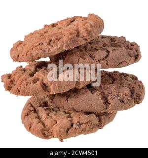 Biscuits mouesli ronds avec chocolat isolé sur fond blanc. Banque D'Images