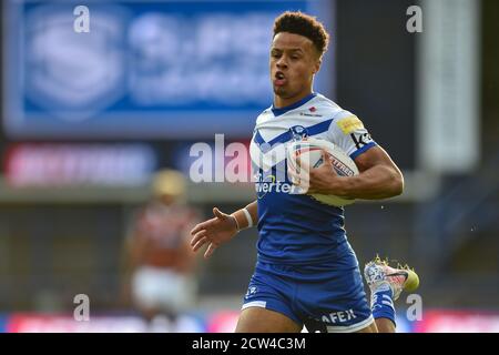 Regan Grace (5) de St Helens brise et marque un essayez de le faire 0-16 Banque D'Images