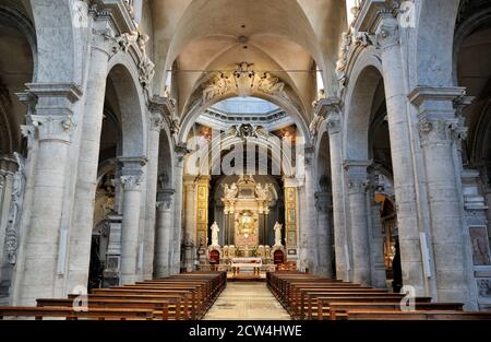 Italie, Rome, église de Santa Maria del Popolo intérieur Banque D'Images