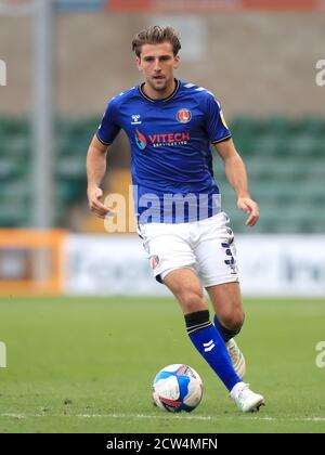 Ben Purrington de Charlton Athletic lors du match de la Sky Bet League One au LNER Stadium, Lincoln. Banque D'Images