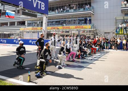 Sotchi, Russie. 27 septembre 2020. Fin du racisme avec tous les pilotes lors du Grand Prix russe de Formule 1 VTB 2020, du 25 au 27 septembre 2020 sur l'Autodrom de Sotchi, à Sotchi, Russie - photo Antonin Vincent / DPPI crédit: LM/DPPI/Antonin Vincent/Alay Live News crédit: Gruppo Editoriale LiveMedia/Alay Live News Banque D'Images