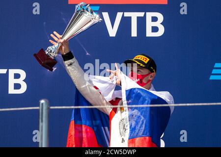 Sotchi, Russie. 27 septembre 2020. Mazepin Nikita (rus), Grand Prix Hitech, Dallara F2 2018, portrait, ambiance, podium lors de la 10e manche du Championnat de Formule 2 2020 de la FIA du 25 au 27 septembre 2020 sur l'Autodrom Sotchi, à Sotchi, Russie - photo Sebastian Rozendaal / Agence néerlandaise de photo / DPPI crédit: LM/DPPI/Sebastian Rozendaal/Alay Live News crédit: Gruppo Editoriale LiveMedia/Alay Live News Banque D'Images