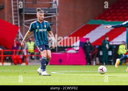 Sheffield, Royaume-Uni. 27 septembre 2020. Kalvin Phillips, milieu de terrain de Leeds United lors du match de football de la Premier League de championnat anglais entre Sheffield United et Leeds United le 27 septembre 2020 à Bramall Lane à Sheffield, Angleterre - photo Malcolm Bryce / ProSportsImages / DPPI crédit : LM/DPPI/Malcolm Bryce/Alay Live News Banque D'Images