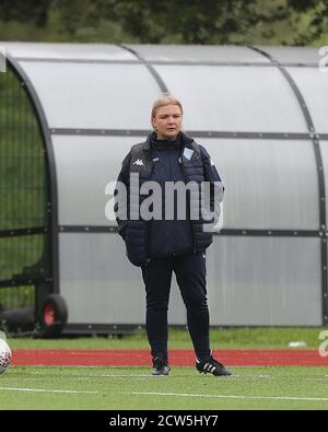 DURHAM, ANGLETERRE. 27 SEPT 2020 Liondon Lionesses Head Coach Lisa Fallon lors du match de championnat féminin FA entre Durham Women FC et London Lionesses au château de Maiden, Durham City, le dimanche 27 septembre 2020. (Credit: Mark Fletcher | MI News) Credit: MI News & Sport /Alay Live News Banque D'Images