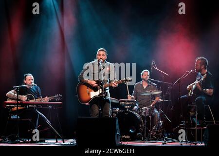 Berne, Suisse. 26 septembre 2020. Le chanteur et compositeur suisse Baschi interprète un concert à Bierhübeli à Berne. (Crédit photo: Gonzales photo - Tilman Jentzsch). Banque D'Images