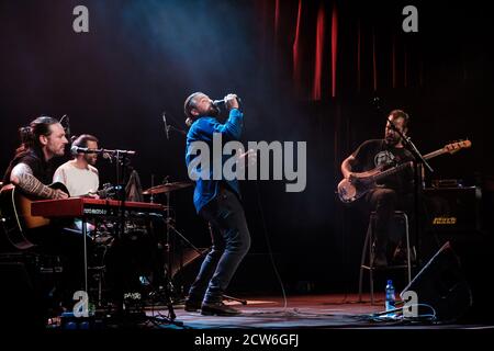 Berne, Suisse. 26 septembre 2020. Le chanteur et compositeur suisse Baschi interprète un concert à Bierhübeli à Berne. (Crédit photo: Gonzales photo - Tilman Jentzsch). Banque D'Images