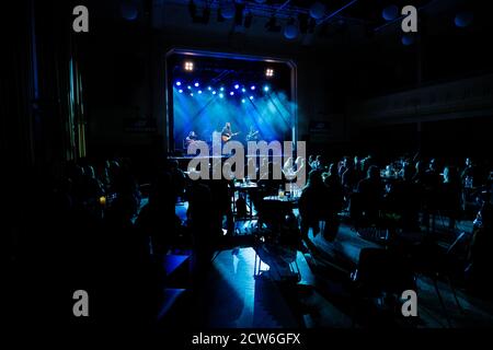 Berne, Suisse. 26 septembre 2020. Le chanteur et compositeur suisse Baschi interprète un concert à Bierhübeli à Berne. (Crédit photo: Gonzales photo - Tilman Jentzsch). Banque D'Images