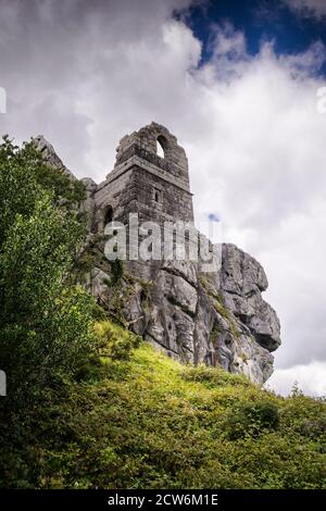 Les ruines de l'atmosphère du XVe siècle Roche Rock Hermitage en Cornouailles. Banque D'Images