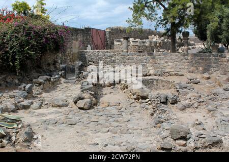 Les ruines de l'ancienne ville romaine de garnison de Capharnaüm En Israël Banque D'Images