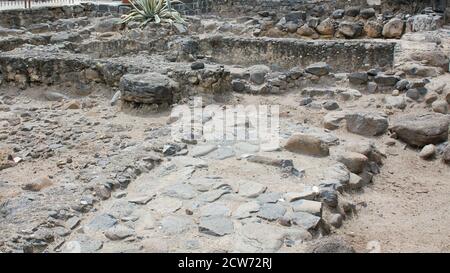 Fouilles archéologiques des ruines de la deuxième maison de Jésus et Ancienne garnison romaine ville de Capharnaüm en Israël Banque D'Images