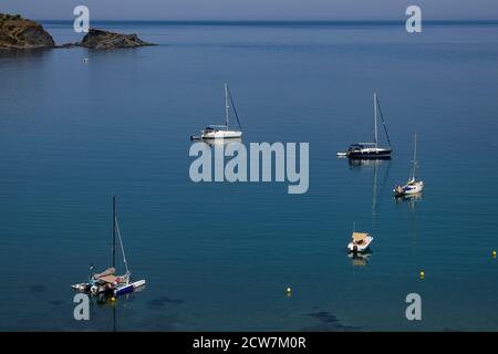 La péninsule du Cap Ras à Llanca, Costa Brava, Catalogne, Espagne Banque D'Images