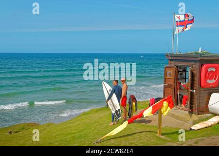 RNLI Lifeguard station à Godrevy sur la côte nord de Cornouailles, Angleterre. Banque D'Images