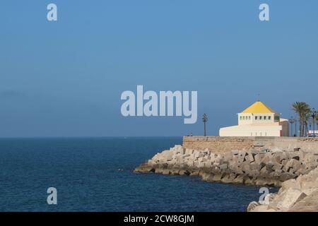 Front de mer de Cadix Andalousie Espagne en été Banque D'Images