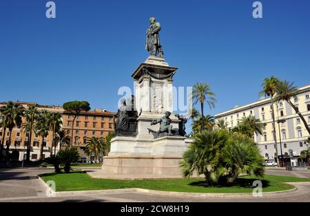 Monument Cavour, Piazza Cavour, Rome, Italie Banque D'Images