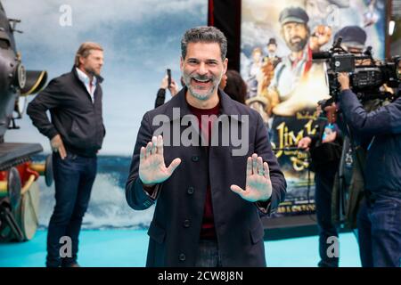 Berlin, Allemagne. 27 septembre 2020. Rick Kavanian vient à la première mondiale du film Jim Knopf et The Wild 13 au cinéma Zoo Palast. Le film sera sorti le 1er octobre 2020. Credit: Gerald Matzka/dpa-Zentralbild/ZB/dpa/Alay Live News Banque D'Images