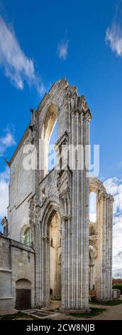 SAINT WANDRILLE, FRANCE - août Circa, 2020. Bâtiment avec quelques ruines du monastère de saint Condedus moine, détruit pendant la guerre mondiale de 1944 à Norm Banque D'Images