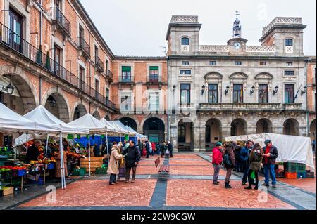 Plaza del Mercado Chico y Ayuntamiento. Ávila.Castilla León. Espagne Banque D'Images