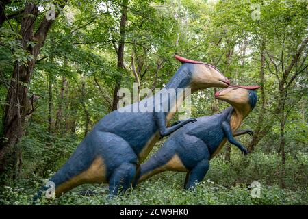 Cave City Kentucky, USA 09-24-20 Dinosaur World est une destination de plein air idéale pour les enfants avec des répliques de dinosaures grandeur nature et des activités pratiques. Banque D'Images