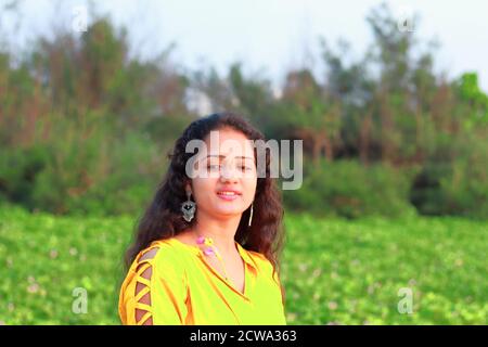 Femme asiatique maquillage naturel avec gros plan tête portrait Banque D'Images