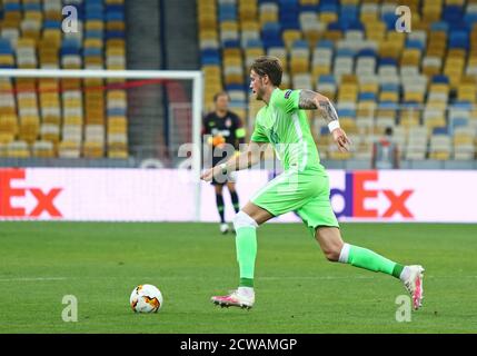 KIEV, UKRAINE - 5 AOÛT 2020: Wout Weghorst de VfL Wolfsburg court pendant le match de l'UEFA Europa League contre Shakhtar Donetsk au stade NSC Olimpiyski à Kiev, Ukraine Banque D'Images